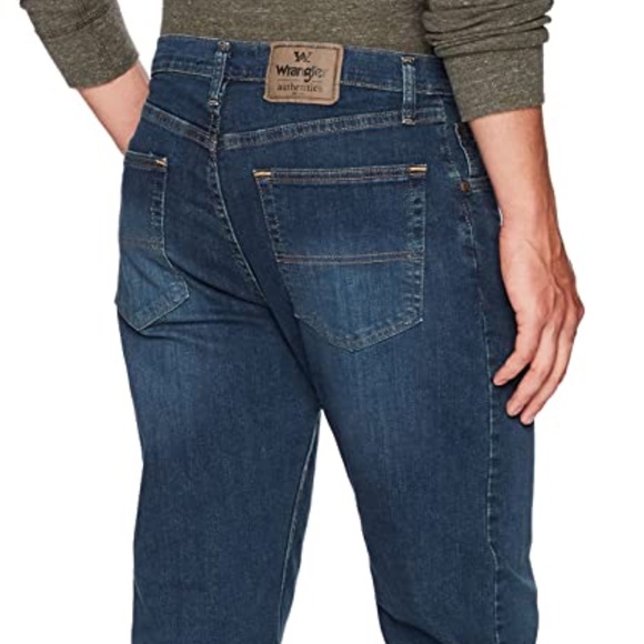 🆕 Wrangler Men’s Classic Regular Jeans NWT - Picture 2 of 3